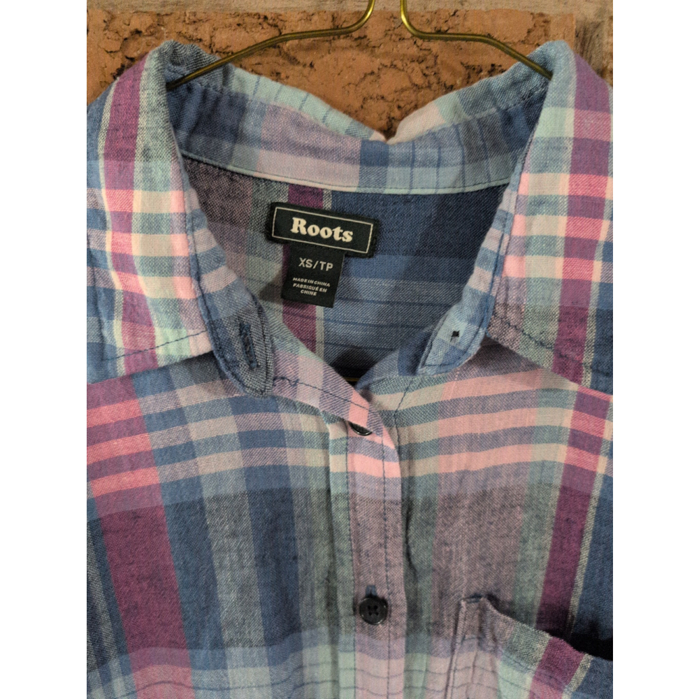 Roots blue purple pink Linen blend plaid button down shirt size xs - Picture 3 of 4
